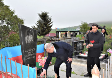 Aprel döyüşlərinin şəhidi Fərəczadə Toğrul Habil oğlunun xatirəsi anılıb