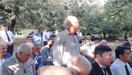 Ağsu RİH başçısı 17 iyul 2025-ci il tarixdə Nuran kəndində səyyar qəbul keçirib