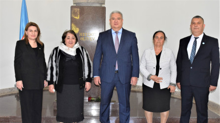 Ümummilli Lider Heydər Əliyevin anadan olmasının 103-cü ildönümü ilə əlaqədar Ulu Öndərin abidəsi ziyarət edilib və Ağsu rayon Heydər Əliyev Mərkəzinə ekskursiya təşkil olunub