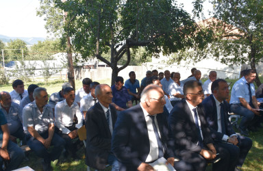 Ağsu RİH başçısı Suraxanı və Hacıman kəndlərində səyyar qəbullar keçirib