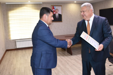 Ağsu rayonunda Dövlət qulluqçularının peşə bayramı günü münasibətilə yığıncaq keçirilib