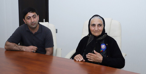 Səfərbərlik və Hərbi Xidmətə Çağırış üzrə Dövlət Xidmətinin rəisi  Mürsəl İbrahimov Ağsu rayonunda vətəndaşları qəbul edib
