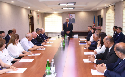Ağsu rayonunda Dövlət qulluqçularının peşə bayramı günü münasibətilə yığıncaq keçirilib