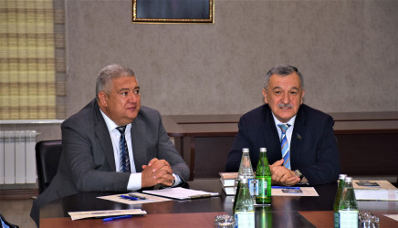 Ağsu rayonunda “Qərbi Azərbaycan İrsi” kitabının I cildinin təqdimat mərasimi keçirilib