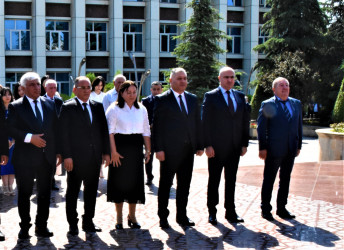 Ağsu rayonunda Dövlət qulluqçularının peşə bayramı günü münasibətilə yığıncaq keçirilib