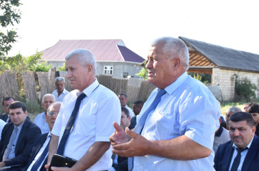Ağsu RİH başçısı 18 iyun 2025-ci il tarixdə Qaradağ kəndində səyyar qəbul keçirib