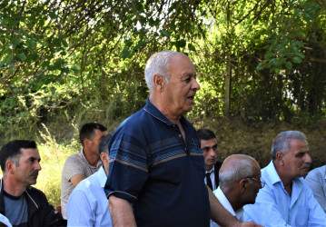 Ağsu RİH başçısı Qasımbəyli və Mustafalı kəndlərində səyyar qəbullar keçirib