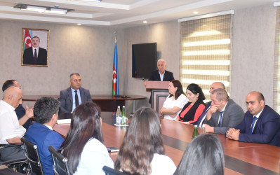 Ağsu rayonunda “Konstitusiya və Suverenlik İli” çərçivəsində “Milli Qurtuluş Günü - Azərbaycanın taleyini dəyişən zəfər tarixi” mövzusunda  konfrans keçirilib