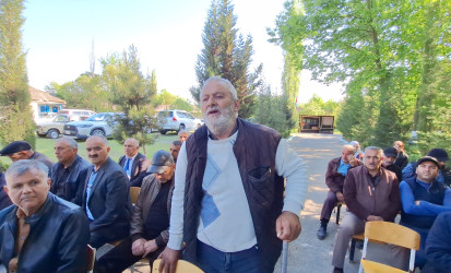 Ağsu RİH başçısı 24.04.2026-cı il tarixdə Abasxanlı kəndində səyyar qəbul keçirib