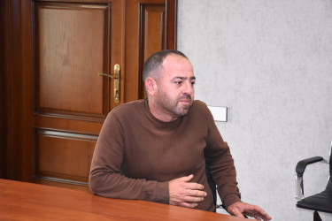 Ağsu Rayon İcra Hakimiyyətində 21.04.2026-cı il tarixdə növbəti vətəndaş qəbulu keçirilib