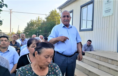 Ağsu RİH başçısı Suraxanı və Hacıman kəndlərində səyyar qəbullar keçirib