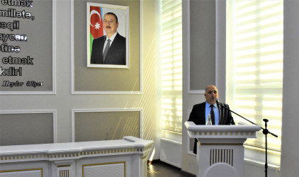 Ağsu rayonunda 15 iyun – Azərbaycan xalqının Milli Qurtuluş Gününə həsr olunmuş “Milli Qurtuluşdan şanlı Zəfərə gedən müqəddəs yol” mövzusunda yığıncaq keçirilib.