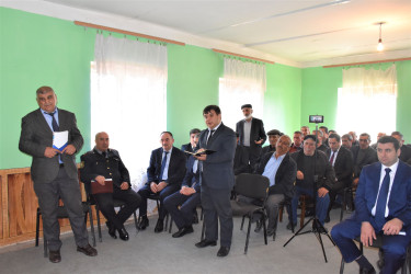Ağsu RİH başçısı 10.04.2026-cı il tarixdə Padarqışlaq kəndində səyyar qəbul keçirib