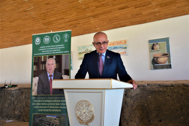 Ağsu rayonunda professor Qafar Cəbiyevin anadan olmasının 75 illik yubileyinə həsr olunmuş elmi-praktiki konfrans keçirilib