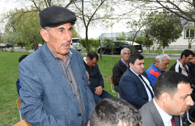 Ağsu RİH başçısı Təklə kəndində növbəti səyyar qəbul keçirib