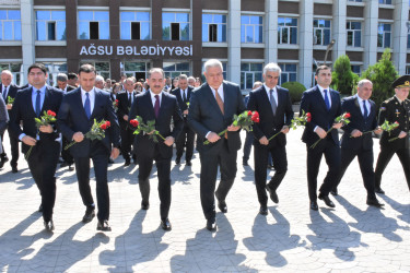 Ağsu rayonunda Dövlət qulluqçularının peşə bayramı günü münasibətilə yığıncaq keçirilib