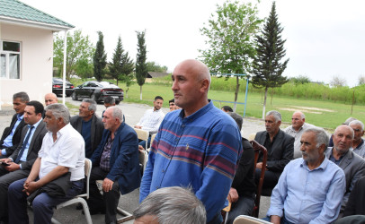 Ağsu RİH başçısı 23.04.2025-ci il tarixdə Abasxanlı və Qiyaslı kəndlərində səyyar qəbul keçirib