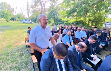 Ağsu RİH başçısı Təklə və Qasımbəyli kəndlərində səyyar qəbullar keçirib