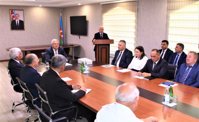 Ağsu rayonunda Dövlət qulluqçularının peşə bayramı günü münasibətilə yığıncaq keçirilib