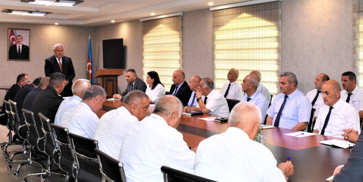 Ağsu rayonunda Kənd təsərrüfatı, balıqçılıq və akvakultura sahələrinin inkişafına dair Dövlət Proqramının icrası ilə əlaqədar yaradılmış rayon Qərargahının ilk iclası keçirilib