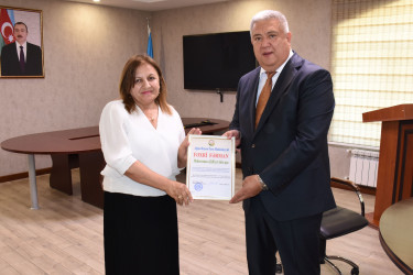 Ağsu rayonunda Dövlət qulluqçularının peşə bayramı günü münasibətilə yığıncaq keçirilib