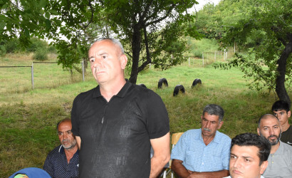 Ağsu RİH başçısı Sanqalan və Suraxanı kəndlərində səyyar qəbullar keçirib