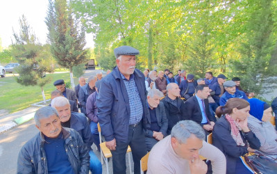 Ağsu RİH başçısı 24.04.2026-cı il tarixdə Abasxanlı kəndində səyyar qəbul keçirib